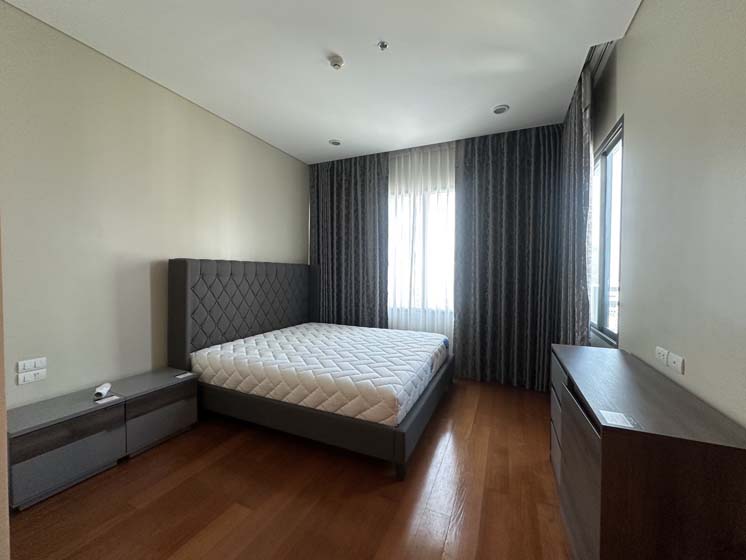 Condominium in Sukhumvit : Bright Sukhumvit 24 